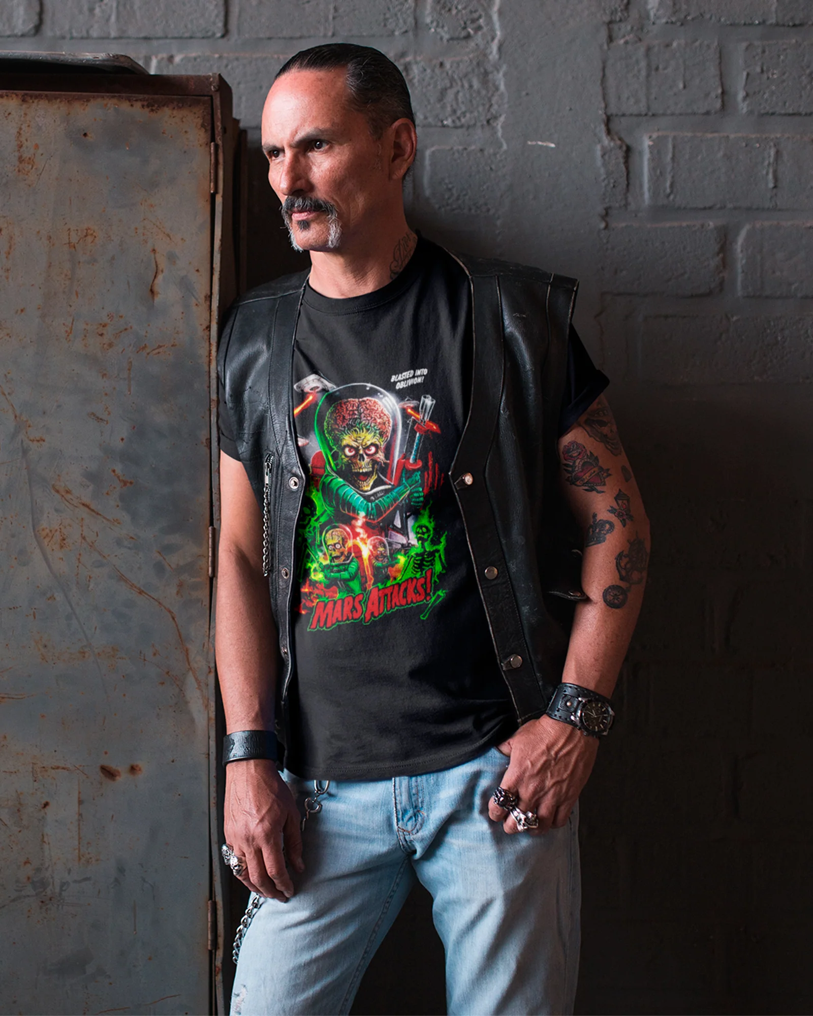 Camiseta Preta Mars Attacks Blasted Into Oblivion Unissex - Image 4