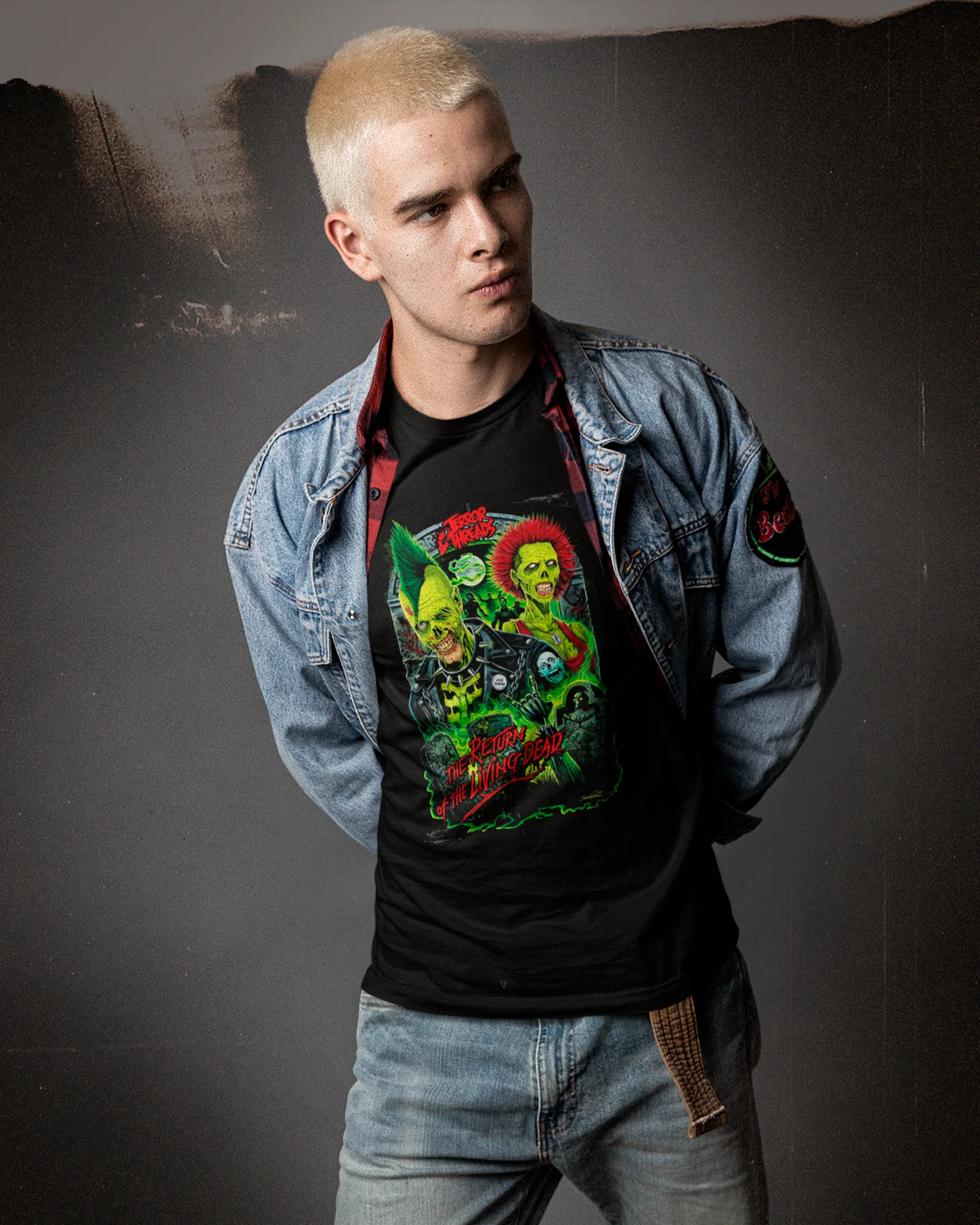 Camiseta Preta Terror Threads Return of the Living Dead Unissex - Image 2