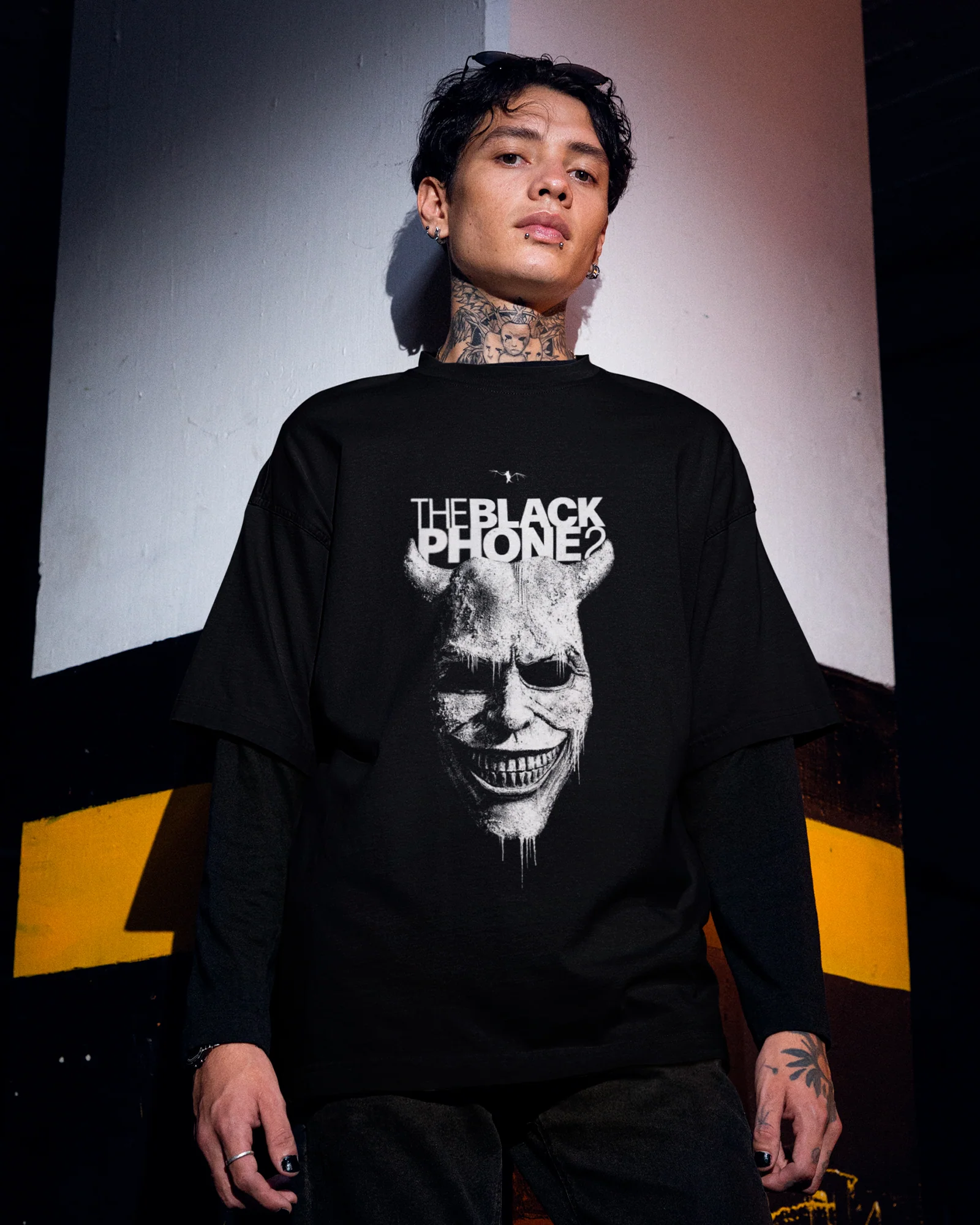 Camiseta Preta The Black Phone Máscara Unissex - Image 4
